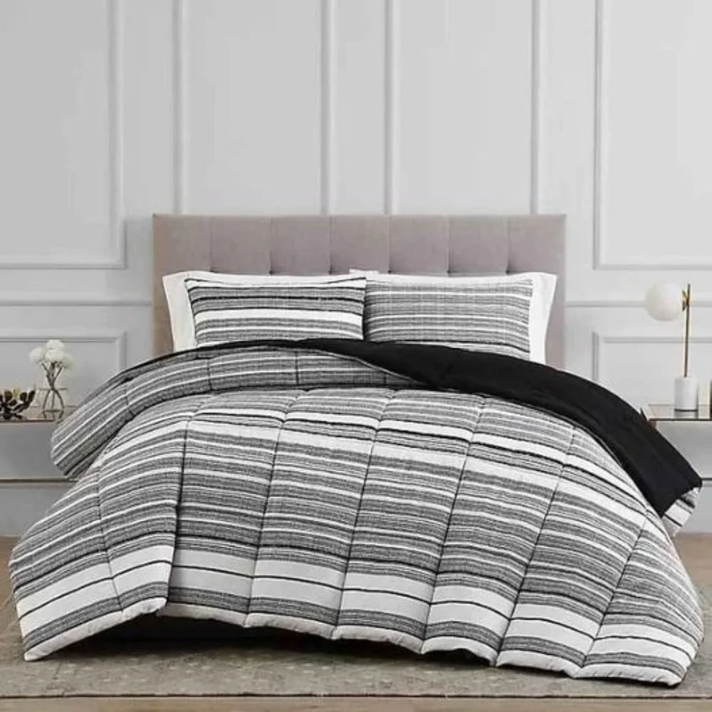 Reversible 2-Piece Stripe Twin Comforter Set in Black/White